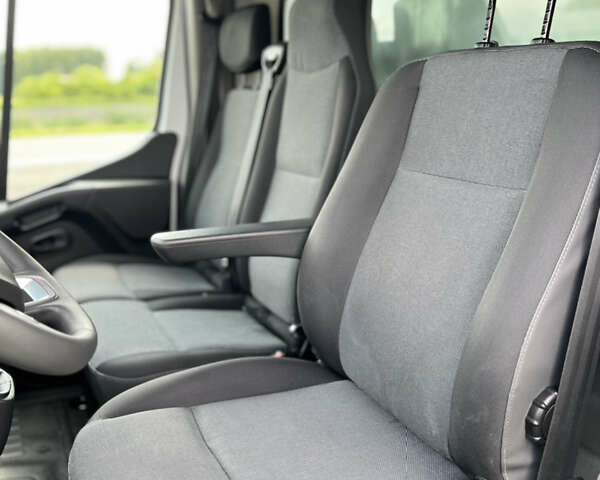 Білий Рено Мастєр, об'ємом двигуна 2.3 л та пробігом 290 тис. км за 22500 $, фото 41 на Automoto.ua