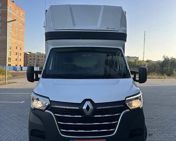 Белый Рено Мастер, объемом двигателя 2.3 л и пробегом 394 тыс. км за 21200 $, фото 4 на Automoto.ua