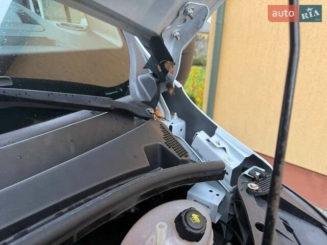 Белый Рено Мастер, объемом двигателя 2.3 л и пробегом 342 тыс. км за 29999 $, фото 38 на Automoto.ua