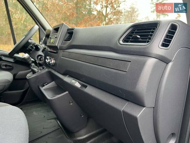 Білий Рено Мастєр, об'ємом двигуна 2.3 л та пробігом 347 тис. км за 20500 $, фото 75 на Automoto.ua