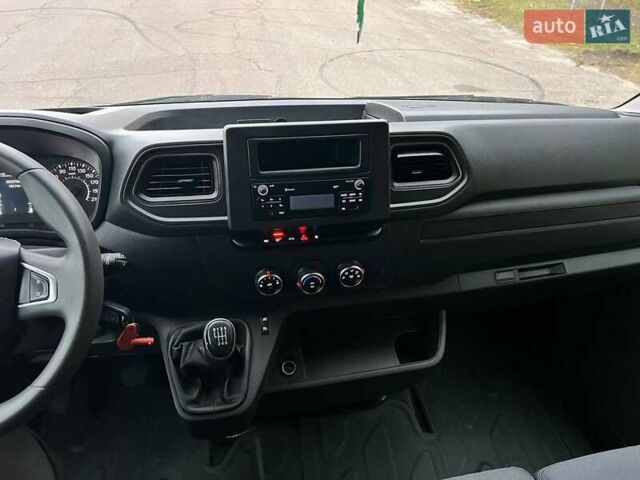 Белый Рено Мастер, объемом двигателя 2.3 л и пробегом 292 тыс. км за 21700 $, фото 65 на Automoto.ua