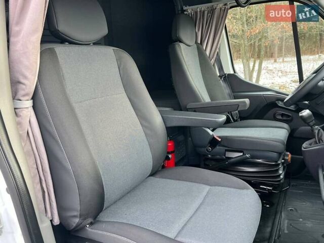 Белый Рено Мастер, объемом двигателя 2.3 л и пробегом 330 тыс. км за 21999 $, фото 87 на Automoto.ua