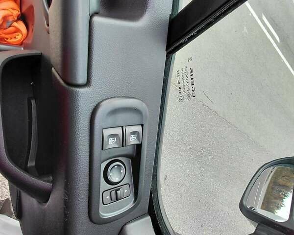 Білий Рено Мастєр, об'ємом двигуна 2.3 л та пробігом 368 тис. км за 18999 $, фото 36 на Automoto.ua