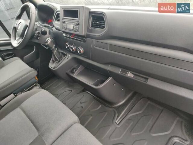 Белый Рено Мастер, объемом двигателя 2.3 л и пробегом 263 тыс. км за 19999 $, фото 55 на Automoto.ua