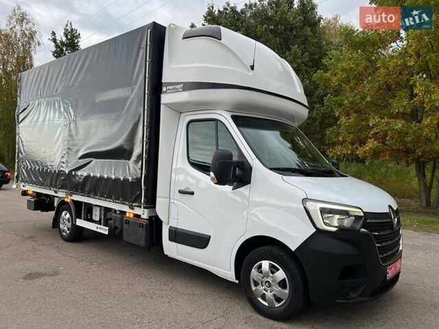 Белый Рено Мастер, объемом двигателя 2.3 л и пробегом 292 тыс. км за 21700 $, фото 1 на Automoto.ua