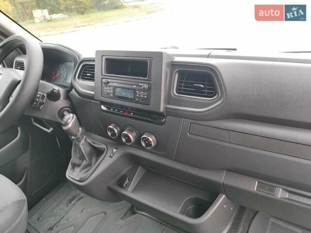 Білий Рено Мастєр, об'ємом двигуна 2.3 л та пробігом 286 тис. км за 19999 $, фото 14 на Automoto.ua