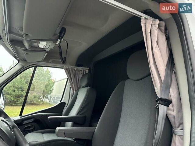 Білий Рено Мастєр, об'ємом двигуна 2.3 л та пробігом 330 тис. км за 19500 $, фото 58 на Automoto.ua