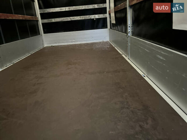 Белый Рено Мастер, объемом двигателя 2.3 л и пробегом 170 тыс. км за 19999 $, фото 9 на Automoto.ua