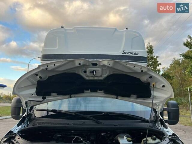 Белый Рено Мастер, объемом двигателя 2.3 л и пробегом 312 тыс. км за 22500 $, фото 69 на Automoto.ua