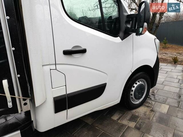 Белый Рено Мастер, объемом двигателя 2.3 л и пробегом 263 тыс. км за 19999 $, фото 22 на Automoto.ua