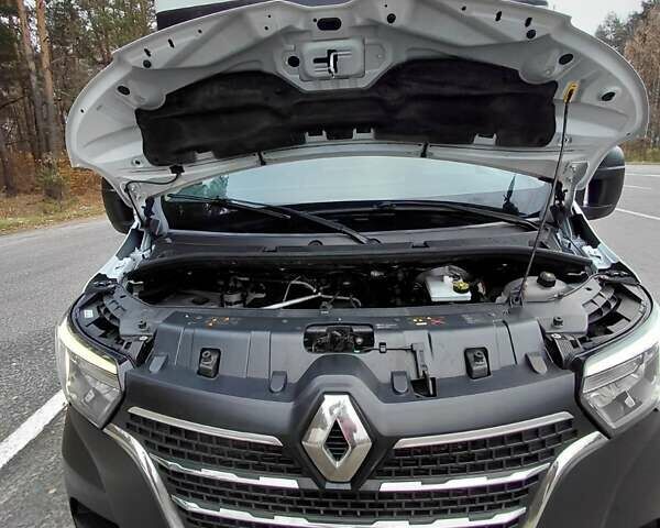 Білий Рено Мастєр, об'ємом двигуна 2.3 л та пробігом 368 тис. км за 18999 $, фото 12 на Automoto.ua