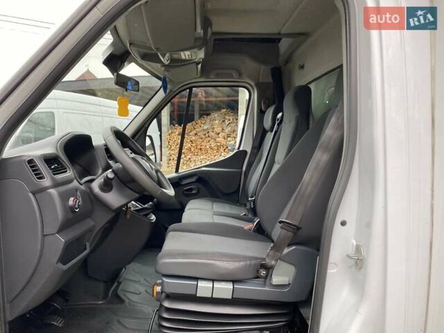 Білий Рено Мастєр, об'ємом двигуна 2.3 л та пробігом 245 тис. км за 17799 $, фото 40 на Automoto.ua
