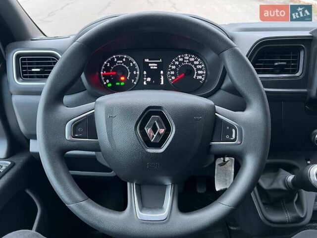 Белый Рено Мастер, объемом двигателя 2.3 л и пробегом 320 тыс. км за 20500 $, фото 52 на Automoto.ua