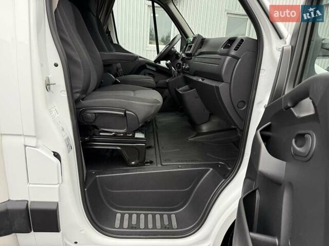 Білий Рено Мастєр, об'ємом двигуна 2.3 л та пробігом 330 тис. км за 19500 $, фото 65 на Automoto.ua