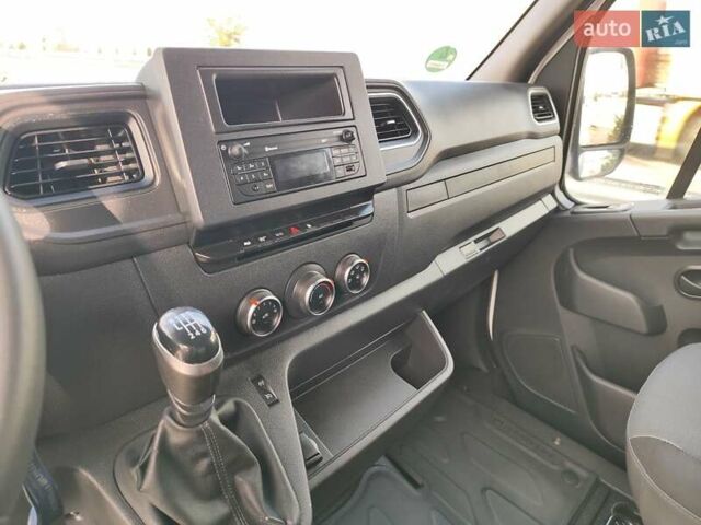 Білий Рено Мастєр, об'ємом двигуна 2.3 л та пробігом 283 тис. км за 19999 $, фото 7 на Automoto.ua