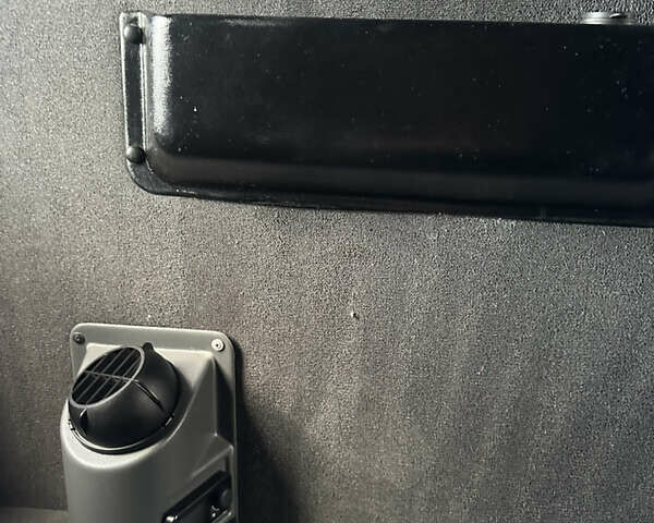 Белый Рено Мастер, объемом двигателя 2.3 л и пробегом 420 тыс. км за 20200 $, фото 31 на Automoto.ua