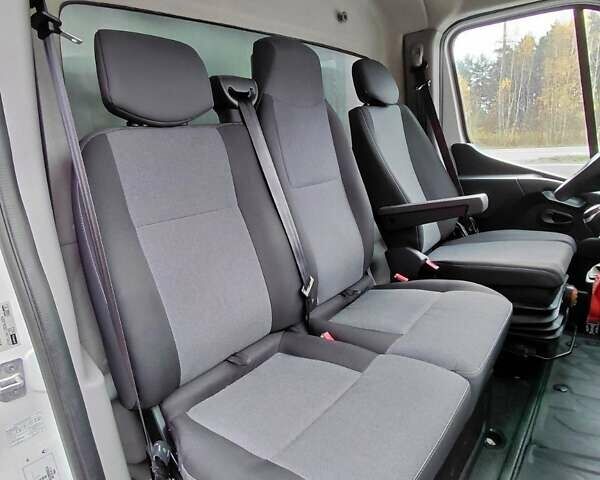 Білий Рено Мастєр, об'ємом двигуна 2.3 л та пробігом 368 тис. км за 18999 $, фото 25 на Automoto.ua