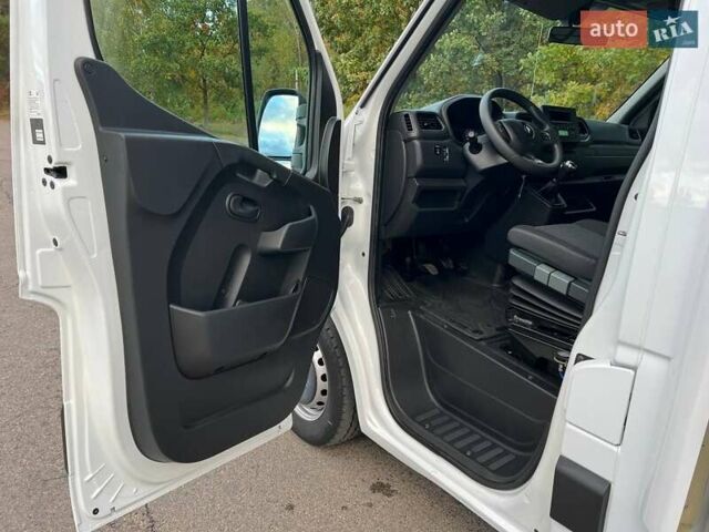 Белый Рено Мастер, объемом двигателя 2.3 л и пробегом 312 тыс. км за 22500 $, фото 23 на Automoto.ua