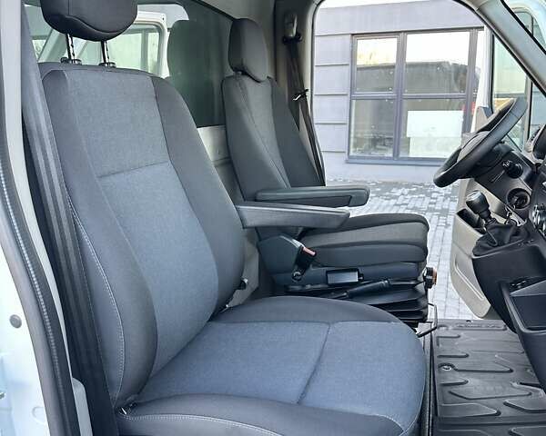 Белый Рено Мастер, объемом двигателя 2.3 л и пробегом 394 тыс. км за 21200 $, фото 31 на Automoto.ua