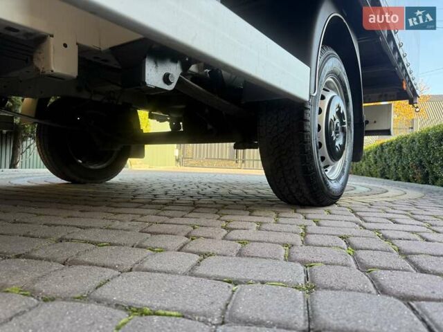 Белый Рено Мастер, объемом двигателя 2.3 л и пробегом 244 тыс. км за 18200 $, фото 49 на Automoto.ua