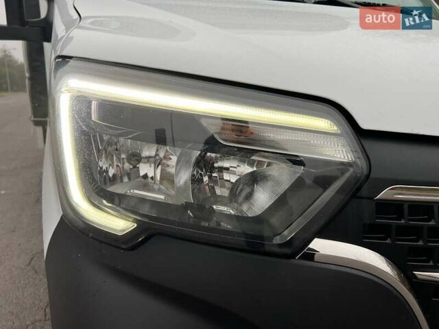 Белый Рено Мастер, объемом двигателя 2.3 л и пробегом 248 тыс. км за 21500 $, фото 50 на Automoto.ua