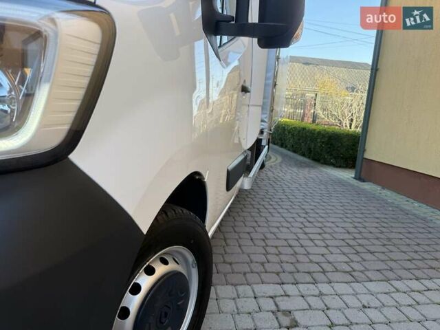 Белый Рено Мастер, объемом двигателя 2.3 л и пробегом 244 тыс. км за 18200 $, фото 42 на Automoto.ua