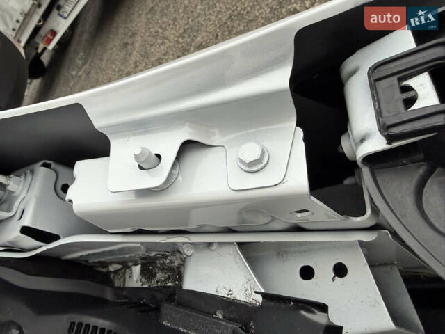 Белый Рено Мастер, объемом двигателя 2.3 л и пробегом 386 тыс. км за 20200 $, фото 14 на Automoto.ua