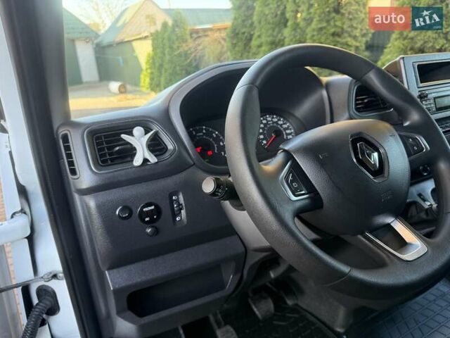 Белый Рено Мастер, объемом двигателя 2.3 л и пробегом 244 тыс. км за 18200 $, фото 66 на Automoto.ua