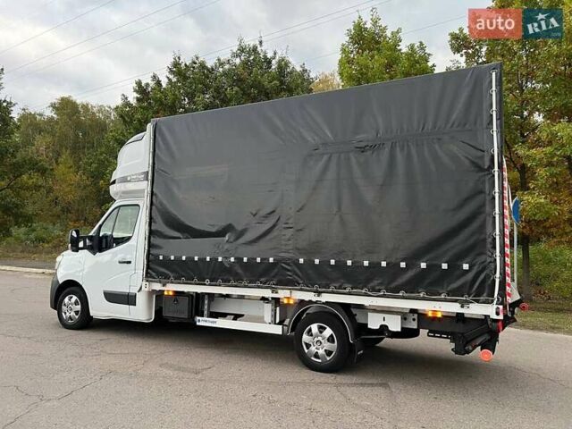 Белый Рено Мастер, объемом двигателя 2.3 л и пробегом 292 тыс. км за 21700 $, фото 10 на Automoto.ua