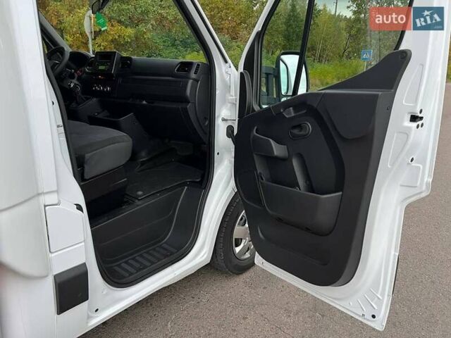 Белый Рено Мастер, объемом двигателя 2.3 л и пробегом 292 тыс. км за 21700 $, фото 71 на Automoto.ua