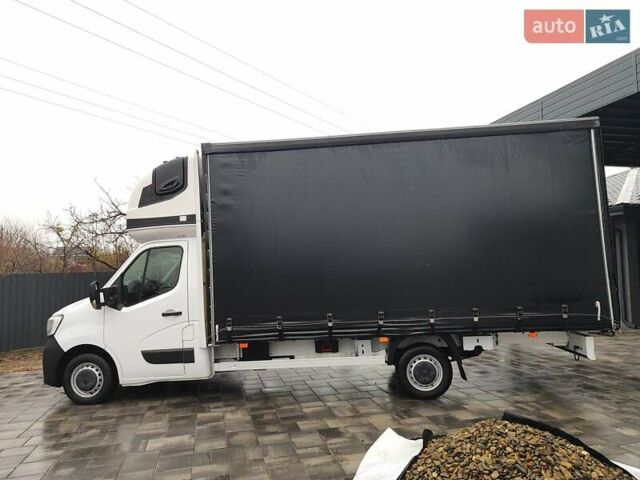 Белый Рено Мастер, объемом двигателя 2.3 л и пробегом 263 тыс. км за 19999 $, фото 1 на Automoto.ua