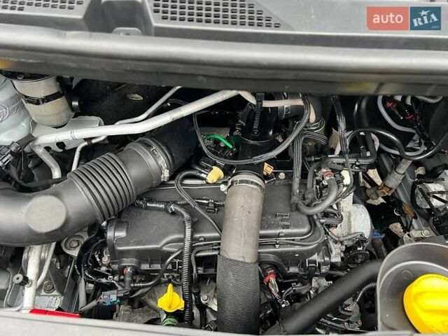 Білий Рено Мастєр, об'ємом двигуна 2.3 л та пробігом 347 тис. км за 20500 $, фото 93 на Automoto.ua