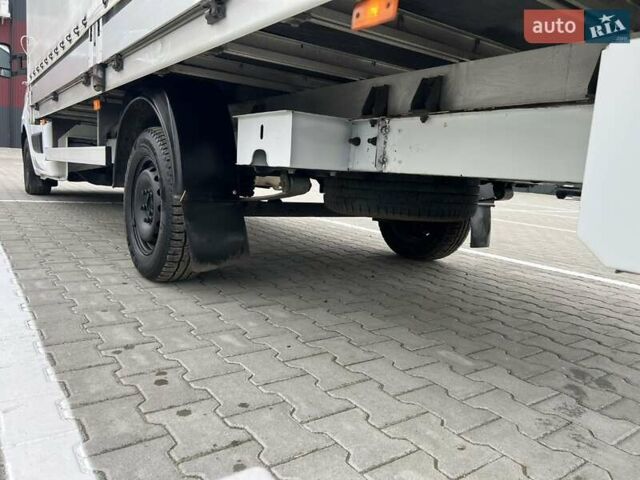 Білий Рено Мастєр, об'ємом двигуна 2.3 л та пробігом 280 тис. км за 19998 $, фото 29 на Automoto.ua