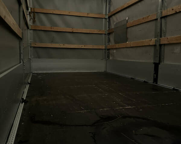 Белый Рено Мастер, объемом двигателя 2.3 л и пробегом 418 тыс. км за 20600 $, фото 6 на Automoto.ua