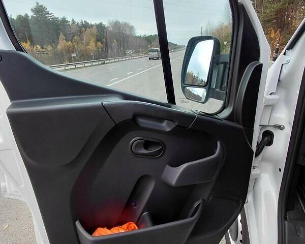 Білий Рено Мастєр, об'ємом двигуна 2.3 л та пробігом 368 тис. км за 18999 $, фото 35 на Automoto.ua