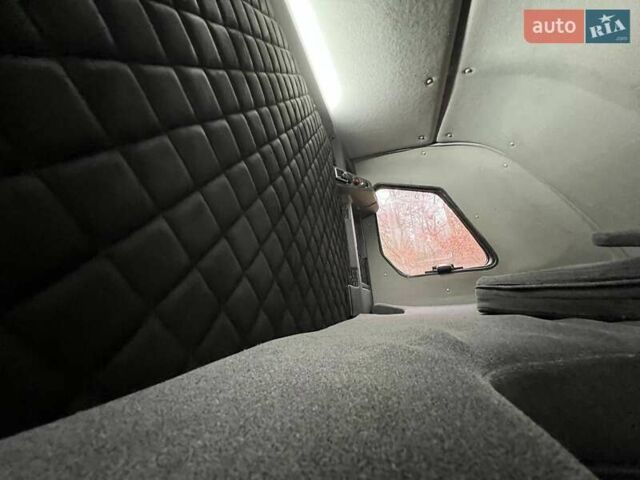 Белый Рено Мастер, объемом двигателя 2.3 л и пробегом 248 тыс. км за 21500 $, фото 83 на Automoto.ua