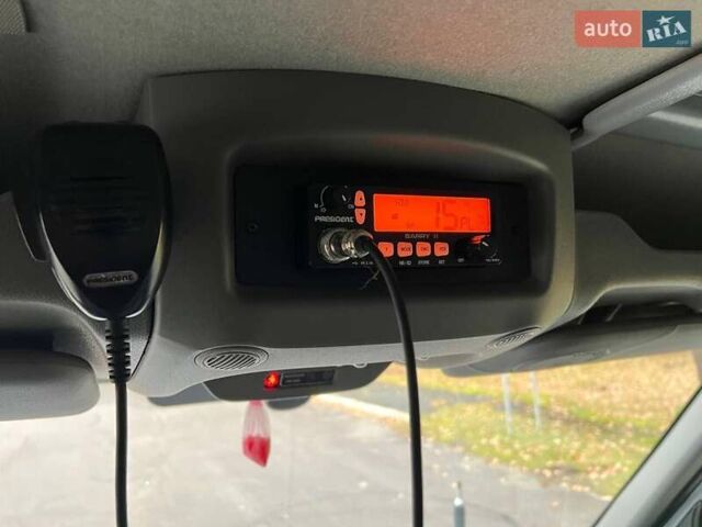 Белый Рено Мастер, объемом двигателя 2.3 л и пробегом 312 тыс. км за 22500 $, фото 25 на Automoto.ua