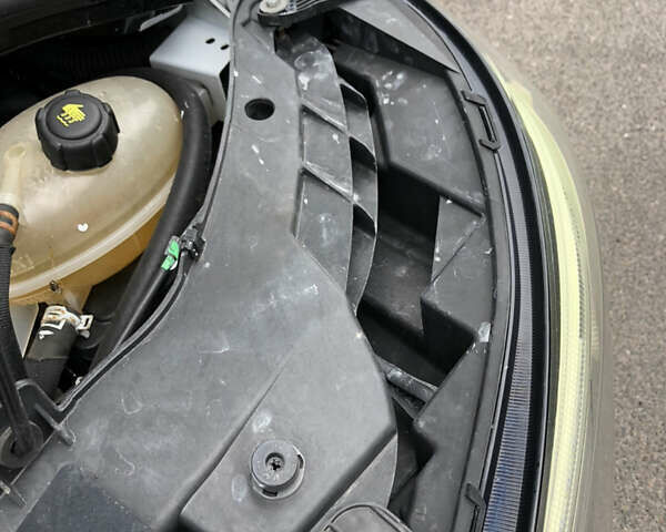 Белый Рено Мастер, объемом двигателя 2.3 л и пробегом 290 тыс. км за 18500 $, фото 24 на Automoto.ua