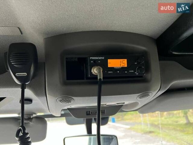 Белый Рено Мастер, объемом двигателя 2.3 л и пробегом 312 тыс. км за 22500 $, фото 46 на Automoto.ua