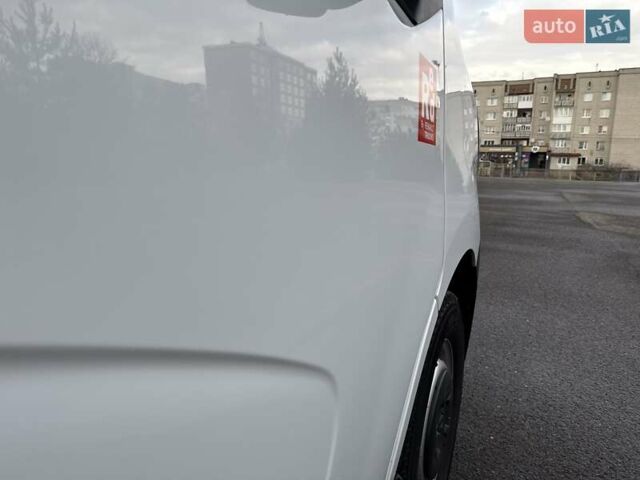 Білий Рено Мастєр, об'ємом двигуна 2.3 л та пробігом 305 тис. км за 21500 $, фото 48 на Automoto.ua