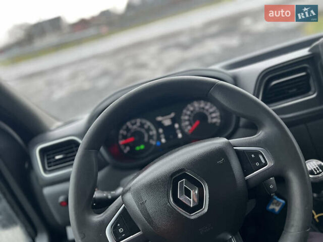 Белый Рено Мастер, объемом двигателя 2.3 л и пробегом 171 тыс. км за 17900 $, фото 35 на Automoto.ua