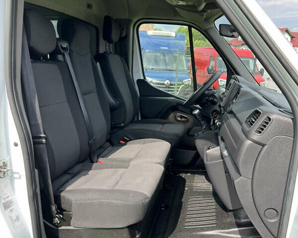 Белый Рено Мастер, объемом двигателя 2.3 л и пробегом 210 тыс. км за 22200 $, фото 36 на Automoto.ua