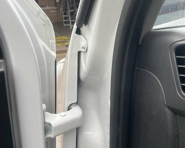 Рено Мастєр 2022 у Ковель на Automoto.ua Білий Рено Мастєр, об'ємом двигуна 2.3 л та пробігом 260 тис. км за 20300 $, фото 53 на Automoto.ua