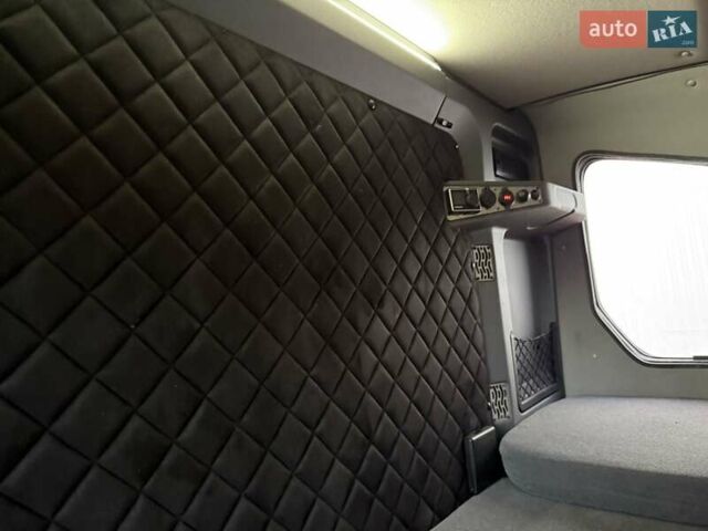Белый Рено Мастер, объемом двигателя 2.3 л и пробегом 290 тыс. км за 22200 $, фото 6 на Automoto.ua