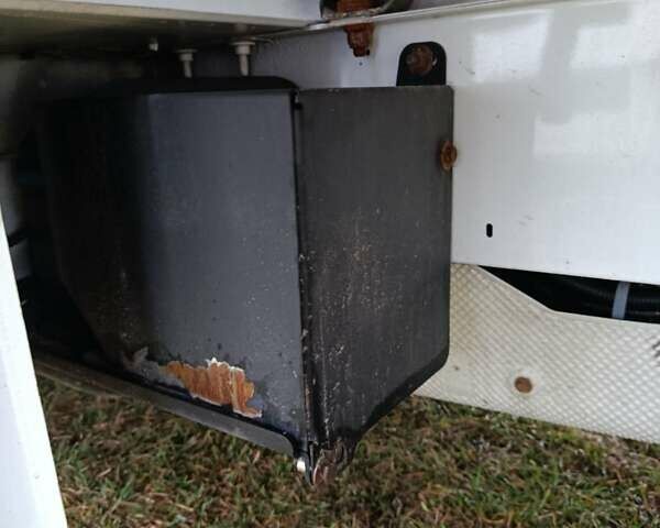 Белый Рено Мастер, объемом двигателя 2.3 л и пробегом 336 тыс. км за 21600 $, фото 3 на Automoto.ua