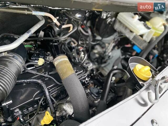 Белый Рено Мастер, объемом двигателя 2.3 л и пробегом 265 тыс. км за 18300 $, фото 58 на Automoto.ua