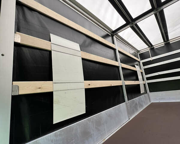 Белый Рено Мастер, объемом двигателя 2.3 л и пробегом 225 тыс. км за 21900 $, фото 17 на Automoto.ua