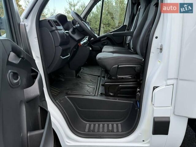 Білий Рено Мастєр, об'ємом двигуна 2.3 л та пробігом 290 тис. км за 21999 $, фото 17 на Automoto.ua