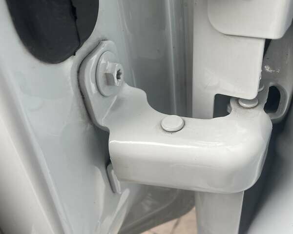 Білий Рено Мастєр, об'ємом двигуна 2.3 л та пробігом 259 тис. км за 20700 $, фото 61 на Automoto.ua