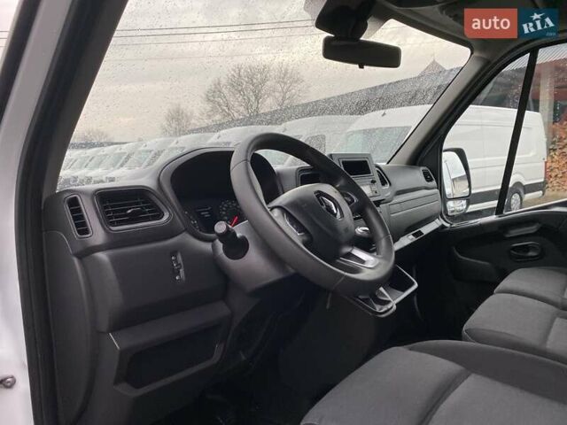 Белый Рено Мастер, объемом двигателя 2.3 л и пробегом 265 тыс. км за 18300 $, фото 47 на Automoto.ua